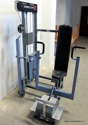 Chest press- Sittande Bröstpress Nordic Gym