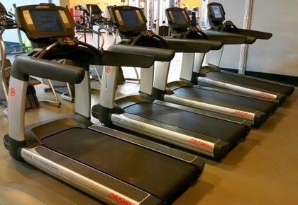 Löpband begagnat Life Fitness 95T med TV