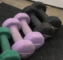 Begagnade Hantlar 2 x 4 kg + 2 x 5 kg 