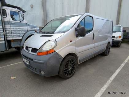 Renault Trafic 1.9 dCi (TGM846) -02