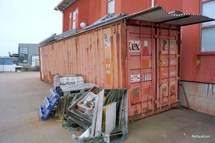 Isolerad verkstadscontainer 40 fot