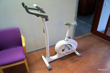 Spinningcykel, Monark