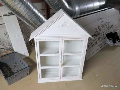 Väggskåp shabby chic