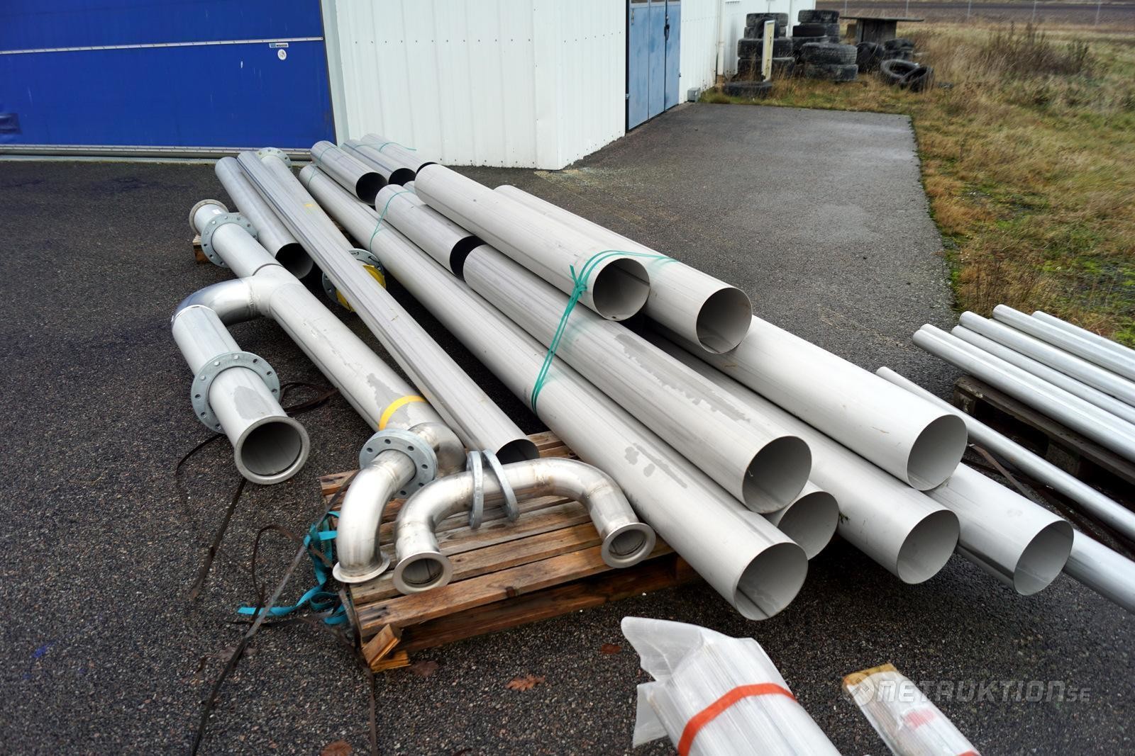 Netauktion - Vattenrör i rostfritt, 1-6m längder 30-200mm