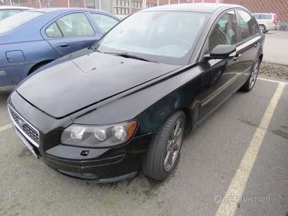 Volvo S40 2.4 (UZB535) -04