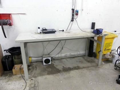 POUSTO Verkstadbord 228x75cm m. skruvstäd