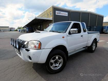 A-traktor - Nissan King Cab (LFD662) -11
