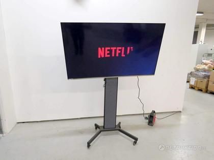 Voxicon 65" LED smart-TV
