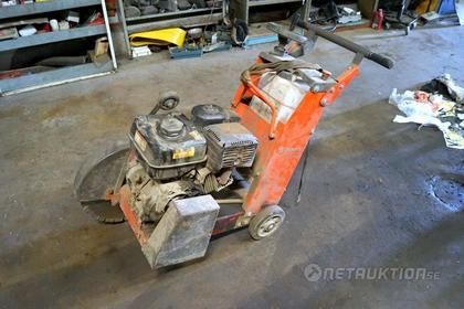 Betong-& asfaltskap, Husqvarna FS400LV