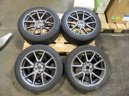 Tesla - 18" LM-fälgar med M+S däck