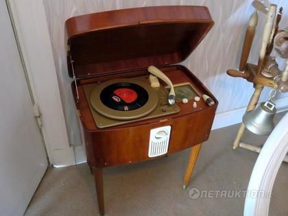 Radiogrammofon, Dux 