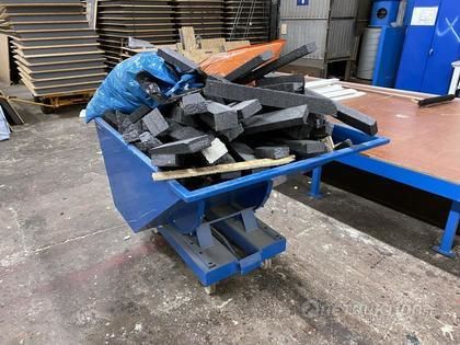Tippcontainer på hjul, 900L  UTGÅR