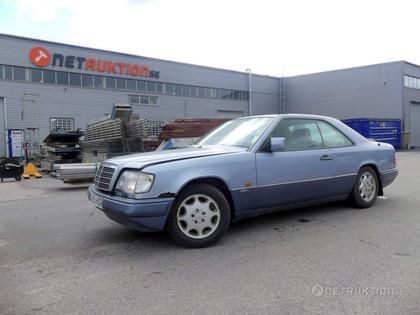 Mercedes-Benz E 320 Coupe (L963 HOP) -02