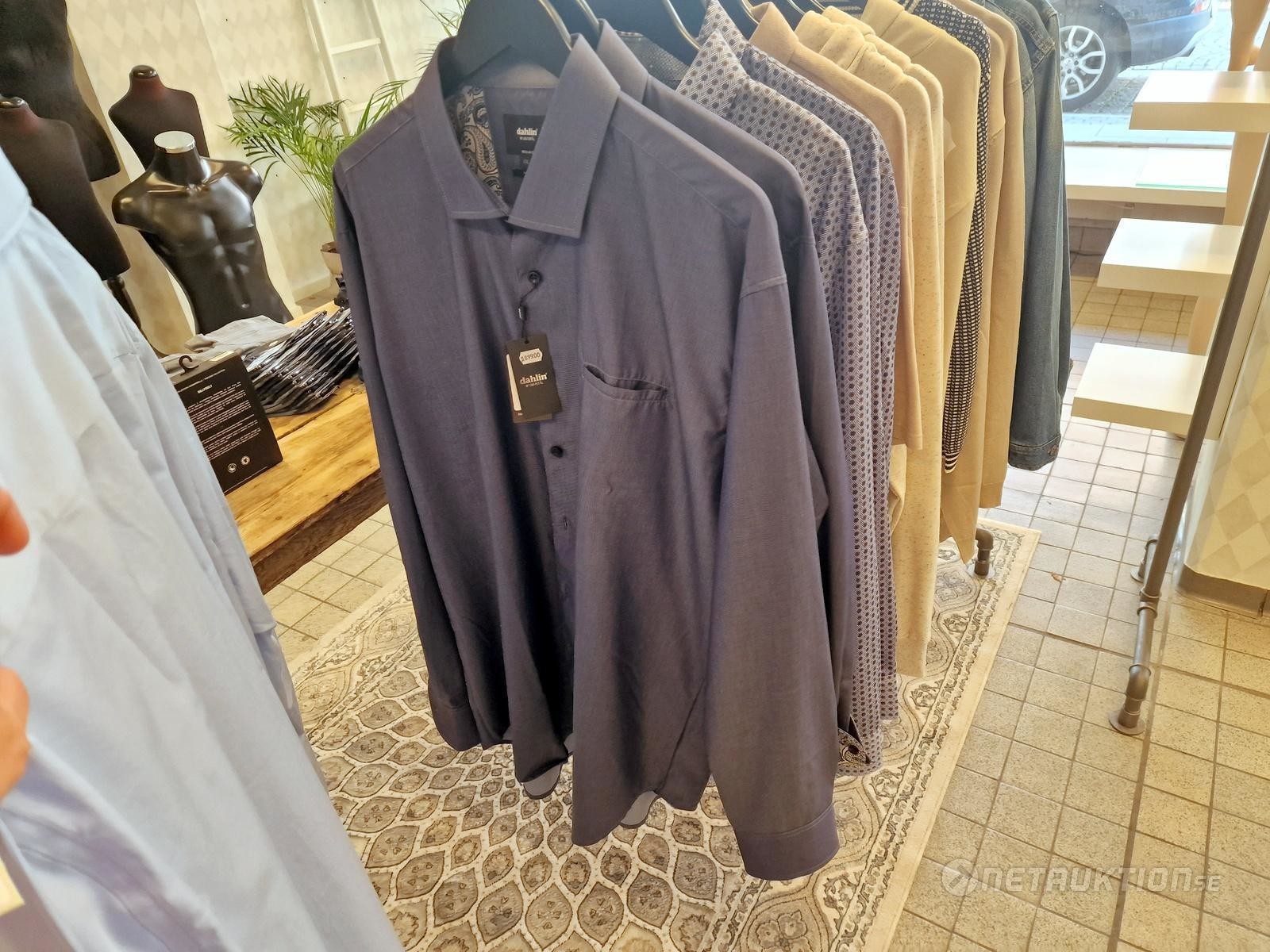 Netauktion - Herrkläder, överdelar