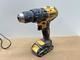 Skruvdragare med batteri och laddare, Dewalt