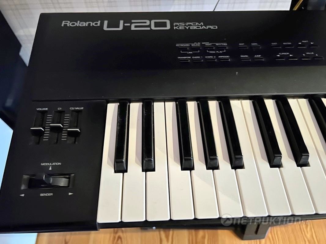 Netauktion Roland U20 Synth