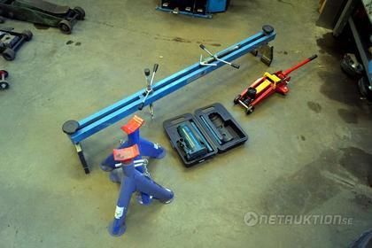 Motorok, pallbock & domkraft