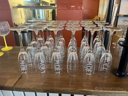 Glas Moët  (1)