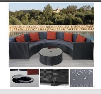 Halvrund soffa.   65118