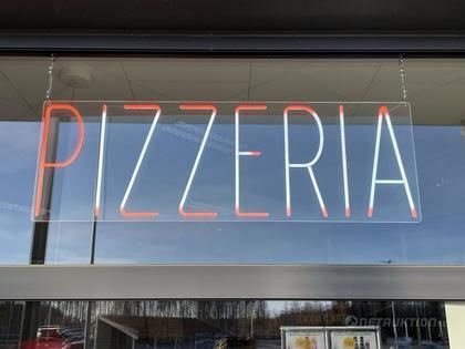 Skylt Pizzeria