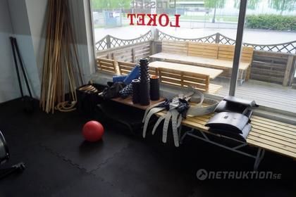 Träningsredskap, lyftarbälten mm 