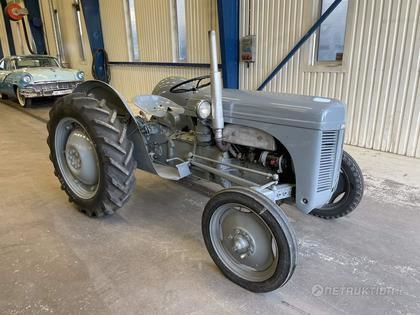 Ferguson Grålle  -52   (EHY834)