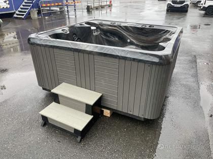 Spabad, Marquis Crown Epic Microsilk