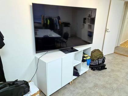 Samsung 65-tum med tv bänk