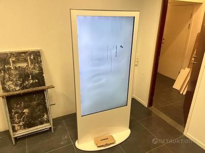 Butiksskärm/reklamskärm, SwedX