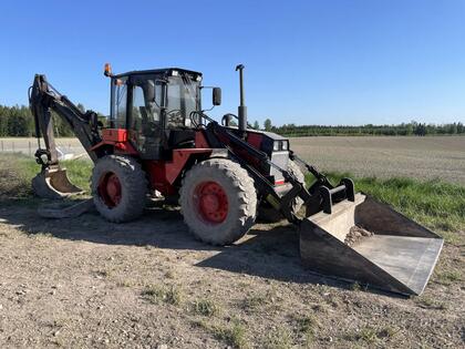 Traktorgrävare Huddig 760