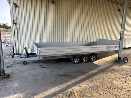 Westbay Multitransport Adam -18 (ZMN405)