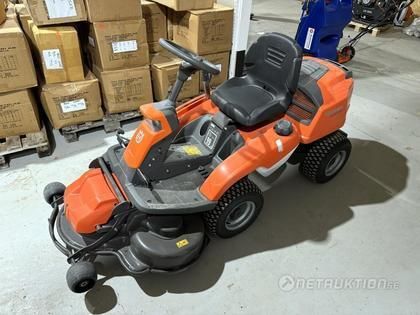 Åkgräsklippare, Husqvarna R 216T AWD