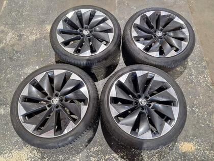4st - 18" Nexen N Fera Sport 235/45 R18