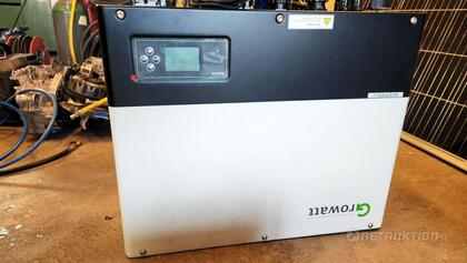 Inverter Growatt SPH 5000  (2)