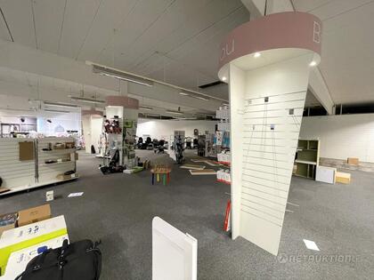 Spårpanel runt pelare