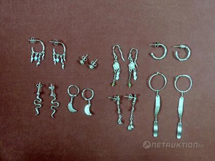 Örhängen i silver, 8 st Örhängen i silver, 8 st