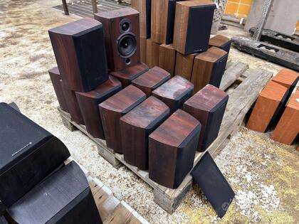 Högtalare Wharfedale Diamond 9.SR (2) Högtalare Wharfedale Diamond 9.SR (2)