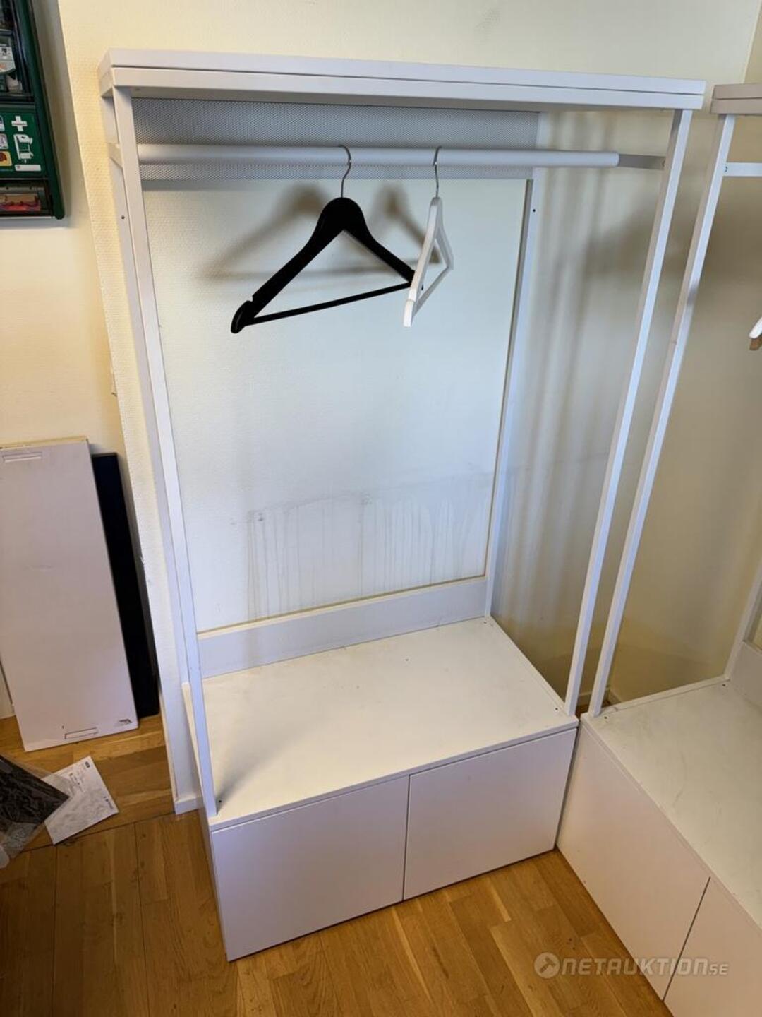 Netauktion - Garderob & skåp