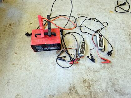 Batteriladdare