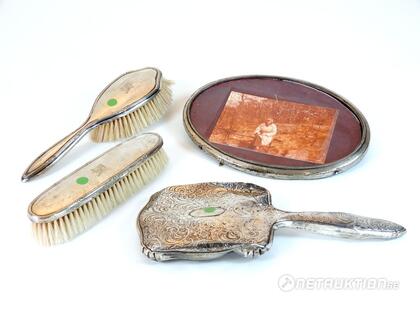 Default Title Text Default Alt Text