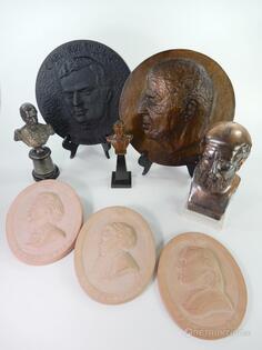 Figuriner & reliefer, 8 delar Figuriner & reliefer, 8 delar