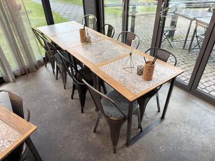 Bord + stolar  (4)