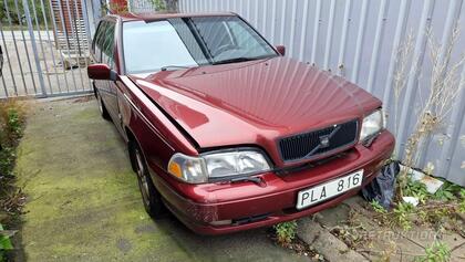 Volvo S70 2.4 (PLA816) -00