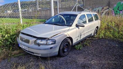 Volvo V70 2.4 (TPW248) -03