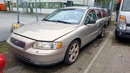 Volvo V70 2.5T (WFX186) -05