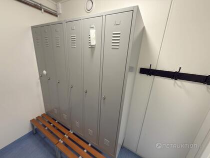 Klädskåp, 3 personer  (1)