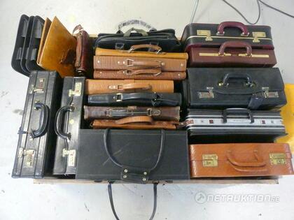 Default Title Text Default Alt Text