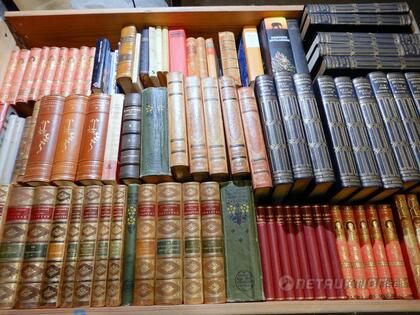 Böcker, bl.a J. London