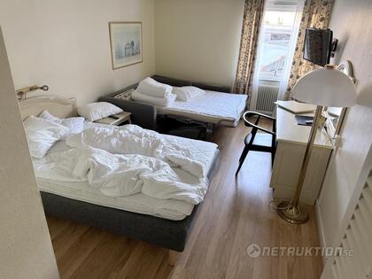 Hotellrumsinredning, 140 säng och bäddsoffa