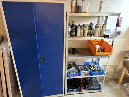 Lagerhylla och plåtskåp